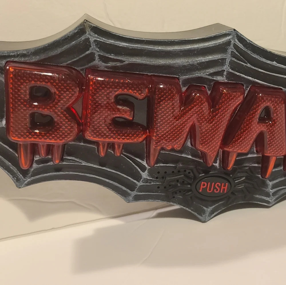 Halloween Beware Door Greeter Take one limited Ligh Up Plays Music 2006 - Picture 2 of 10